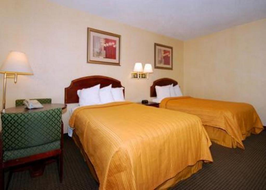 Quality Inn Takoma Park Стая снимка