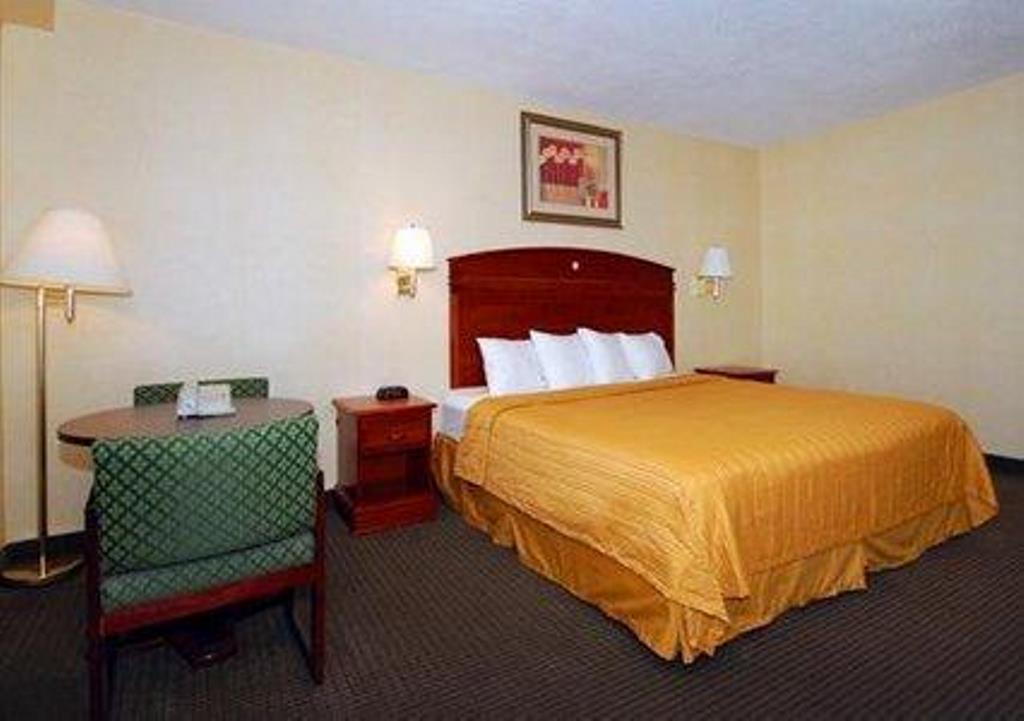 Quality Inn Takoma Park Екстериор снимка